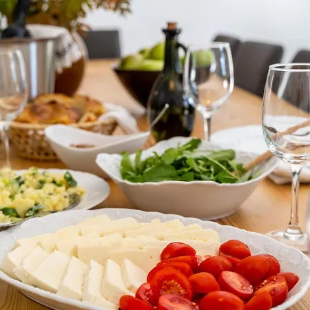 Beautiful In With Kitchen